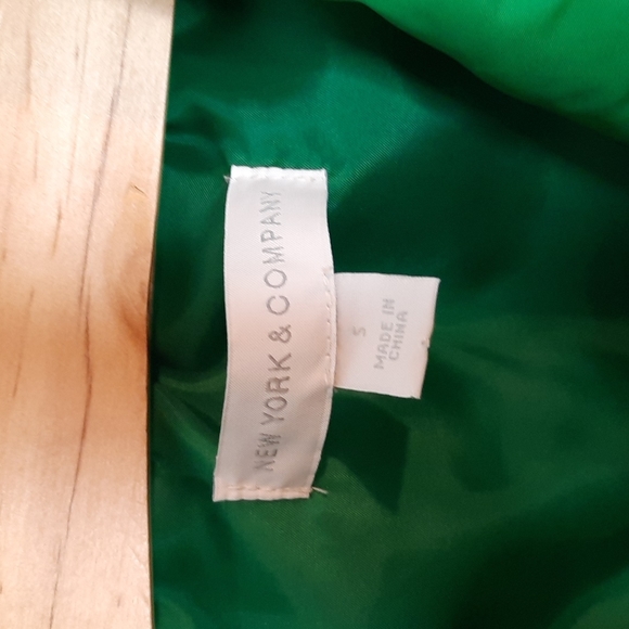 Money Green Puff vest - Picture 5 of 7